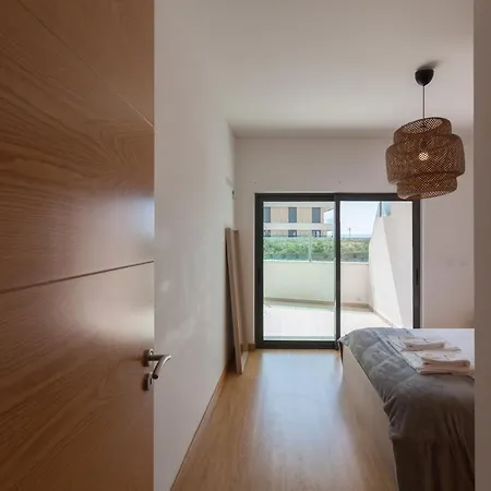 Flh Wooden Flat With Terrace