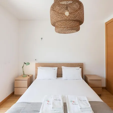 Апартаменты Flh Wooden Flat With Terrace